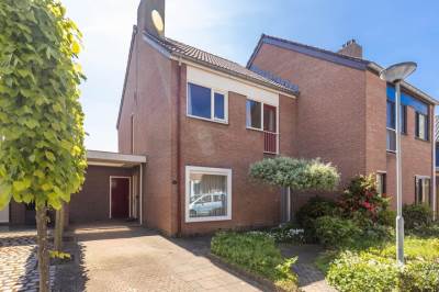 Woning Johan Evertsenstraat 6 Elsloo (LI)