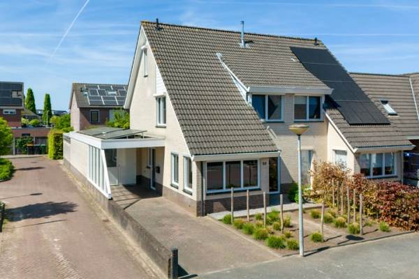 Woning Barmsijs 25 Rijssen
