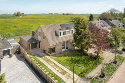 Woning Ds J van Dijkstraat 10 Tzum