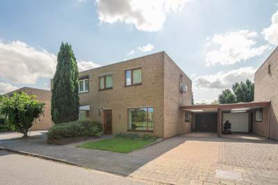 Woning Suttnerstraat 27 Stein