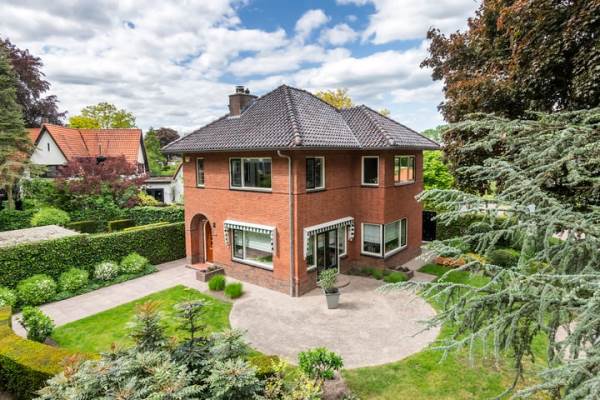 Woning Burgemeester Meslaan 6 Tiel