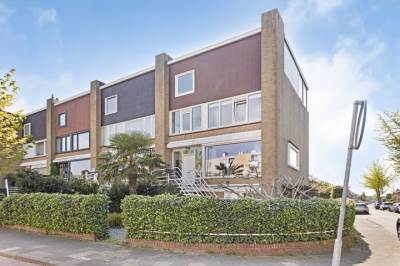 Woning van Hogendorplaan 16 Vlaardingen