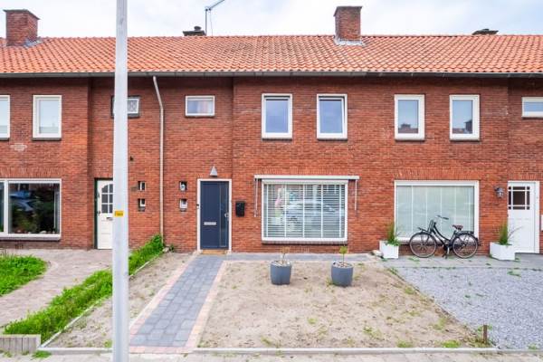 Woning Rembrandtlaan 11 Almelo
