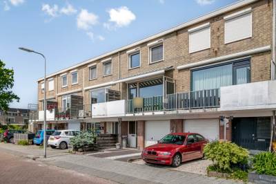 Woning Hugo van Voorneweg 58 Heenvliet