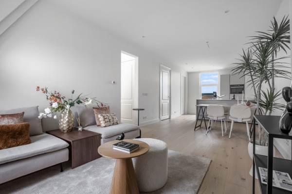 Woning Tolstraat 644 Amsterdam
