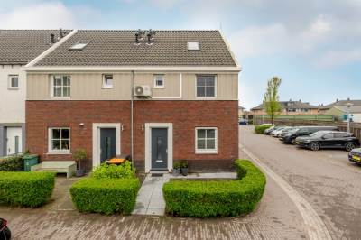 Woning Apollolaan 63 Oostzaan