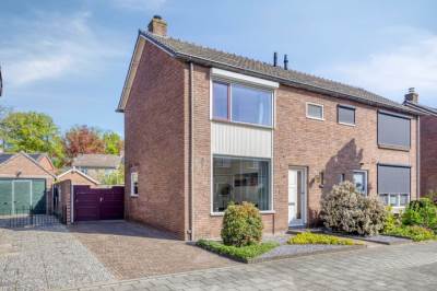 Woning Anjerstraat 12 Raalte