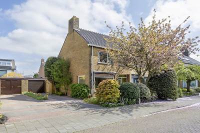 Woning van der Ploegstraat 84 Heemskerk