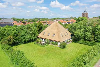 Woning Nesweg 2 Oosterend (NH)