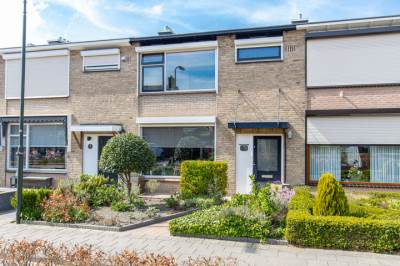 Woning van Heldenstraat 74 Werkendam