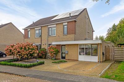 Woning Marga Klompélaan 1 Marum