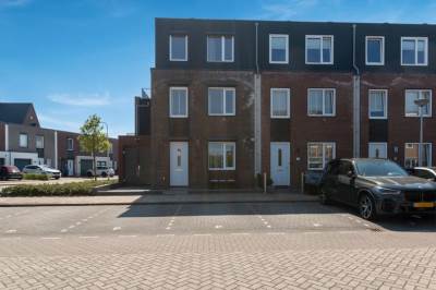 Woning Overstapwei 17 Barendrecht