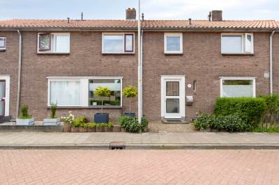 Woning van Ambestraat 5 Bemmel