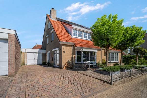 Woning Zomerklokje 16 Tiel
