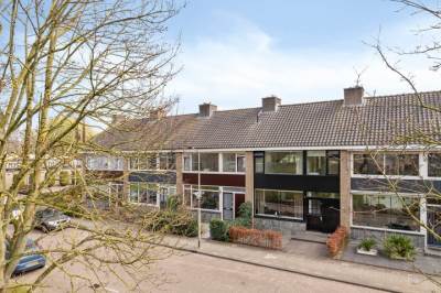 Woning Anjerstraat 27 Ridderkerk