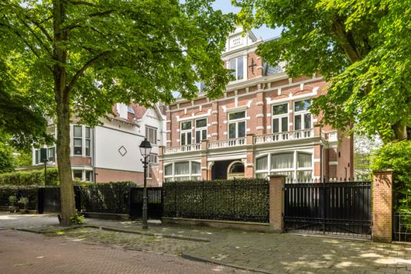 Woning Parkweg 18 Den Haag