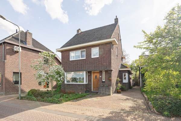 Woning Kempstraat 52 Born