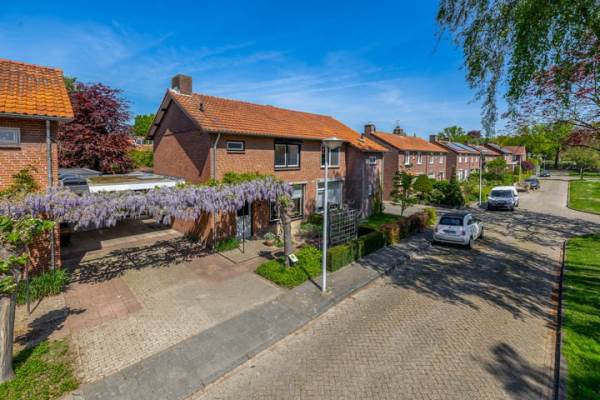 Woning Van Ruusbroecstraat 18 Nuenen