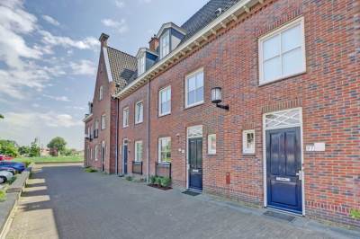 Woning Frederik Hendrik wal 95 Geertruidenberg