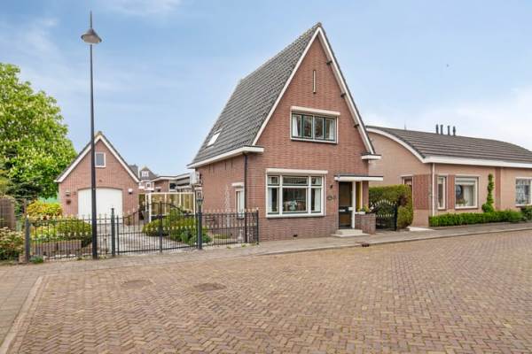 Woning Fortuijnplein 11 Groot-Ammers