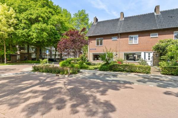 Woning Abdij van Egmondstraat 49 Tilburg