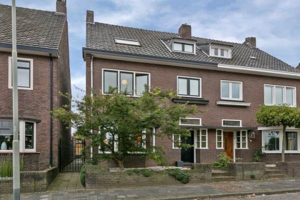 Woning Pastoor Vonckenstraat 27 Geleen