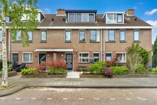 Woning Burgemeester Cochiuslaan 8 Rijswijk (ZH)