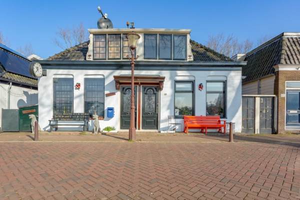 Woning Schellingwouderdijk 109 Amsterdam