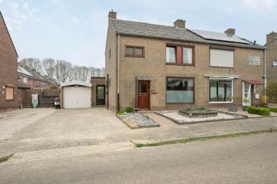 Woning Burg. Nelissenstraat 19 Limbricht