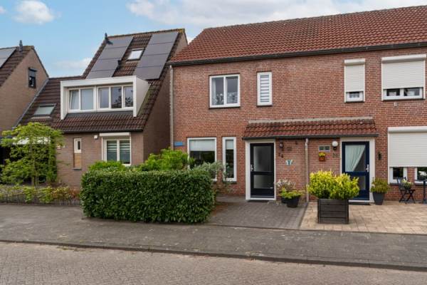 Woning Lijster 24 Sprang-Capelle