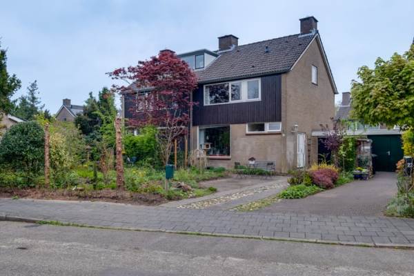 Woning Peter van Anrooylaan 24 Dieren