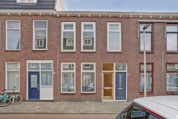 Woning Burgemeester van der Werffstraat 127 Den Haag