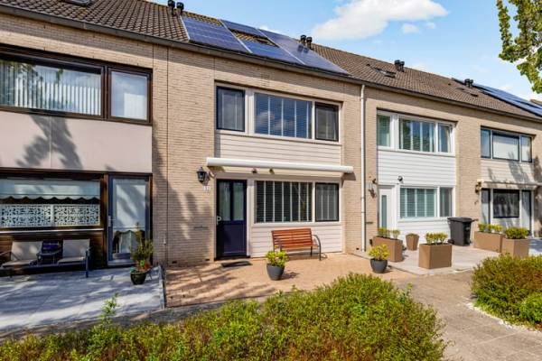 Woning Fassbinderstraat 32 Almere
