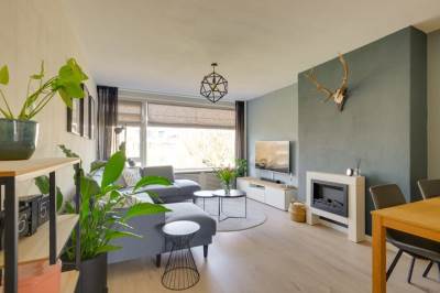 Woning Burgemeester Caan van Necklaan 287 Leidschendam