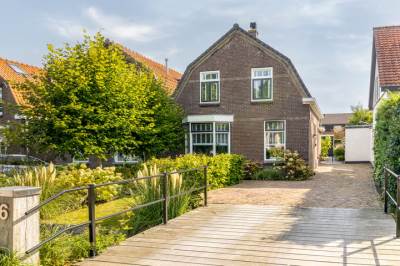 Woning Nieuwestraat 76 Strijen