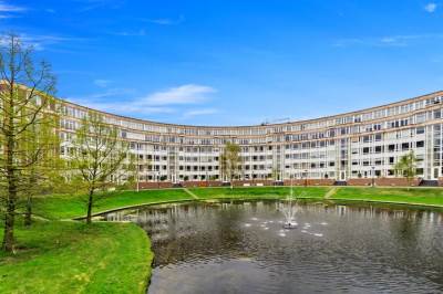 Woning Burgemeester De Monchyplein 151 Den Haag