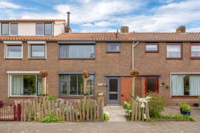 Woning Julianastraat 61 Zuidland