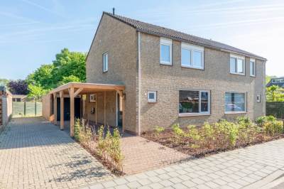 Woning Burg. Paulssenstraat 12 Buchten