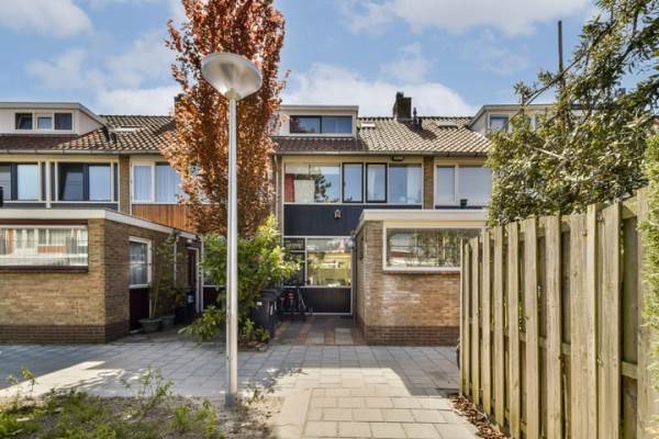 Woning Oranjeplantsoen 60 Diemen