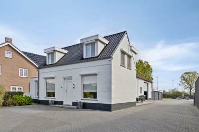 Woning Heerma van Vossstraat 55 Roosendaal
