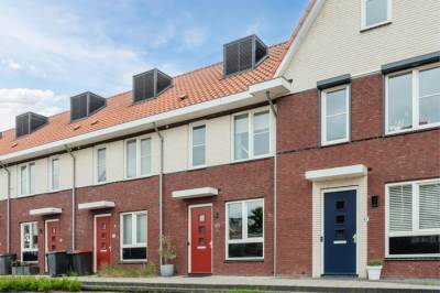 Woning Burgemeester van Meetelenstraat 45 Uithoorn