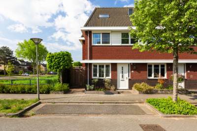 Woning Burg. Rippingstraat 1A Maassluis