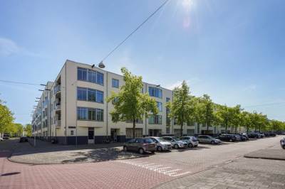 Woning Charlotte Brontéstraat 180 Amsterdam