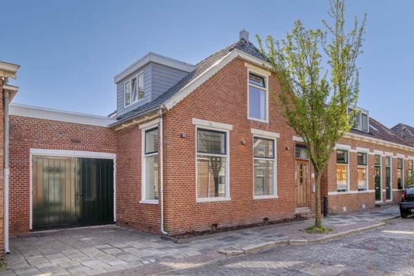Woning Nieuwstraat 42 Winsum (GR)