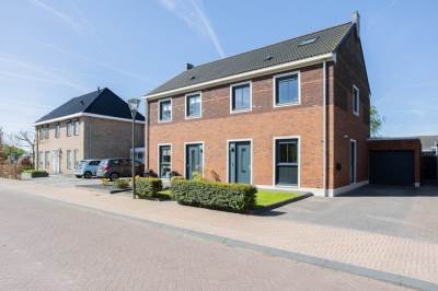 Woning Es 61 Leek