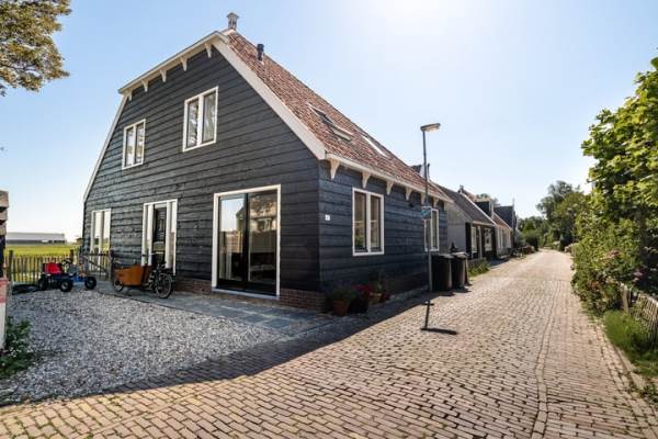 Woning Zuiderwouder Dorpsstraat 11A Zuiderwoude