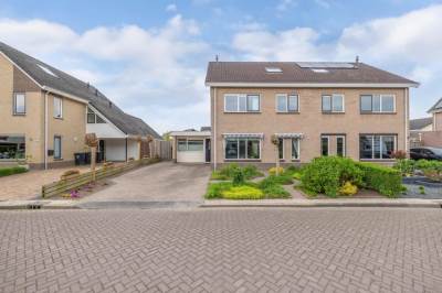 Woning Voorne 8 Emmeloord