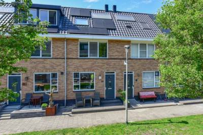 Woning Pastoor J. van Dijklaan 5 De Kwakel