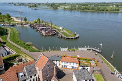 Woning Kerkstraat 4 Woudrichem