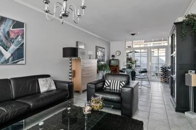 Woning Aert van Nesstraat 22 Hendrik-Ido-Ambacht